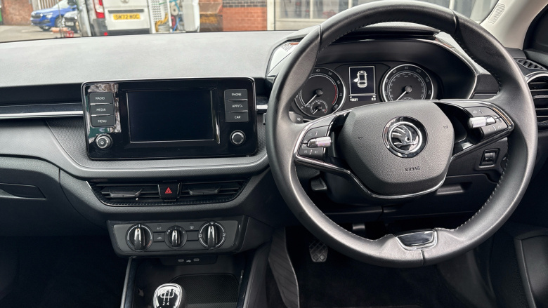 Skoda Fabia 1.0 MPI 80 SE Comfort 5dr Petrol Hatchback